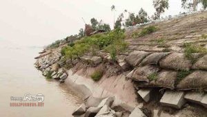 কুড়িগ্রামের চিলমারীতে ঝুঁকিপূর্ণ বন্যা নিয়ন্ত্রণ বাঁধ