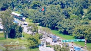 বাংলাবান্ধায় দেশের সর্বচ্চো ১১৭ ফুট উচ্চতা ফ্ল্যাগ স্ট্যান্ডের উদ্বোধন