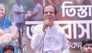 লালমনিরহাটে ‘তিস্তাপাড়ের ভালোবাসার বাজার’-এর উদ্বোধনে ত্রাণমন্ত্রী
