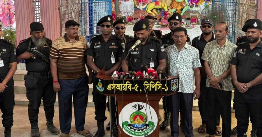 দুর্গাপূজায় গুজব ও উসকানি ঠেকাতে ২৪ ঘণ্টা চাঁপাইনবাবগঞ্জে নজরদারিতে এসআরবি