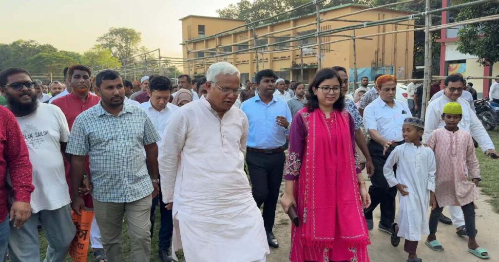 বিরামপুরে বসছে চাকরির হাট, অপেক্ষায় হাজারো তরুণ!